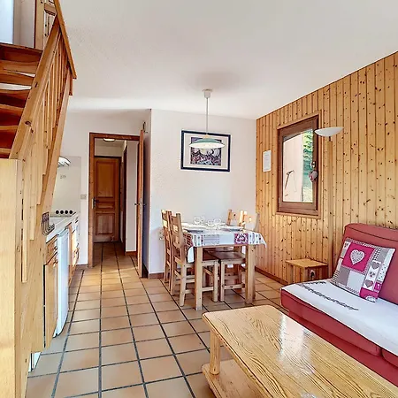 La Clusaz: 4 Pers, Parking, Animaux Admis - Fr-1-818-82